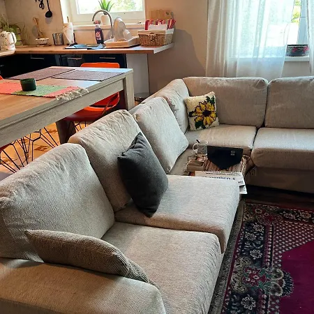 Cosy Appartment. Puessi Town * Pyussi