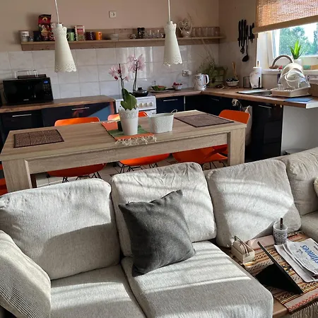 Cosy Appartment. Puessi Town