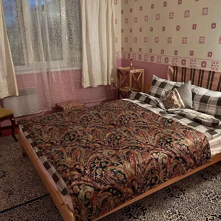 Cosy Appartment. Puessi Town * Pyussi