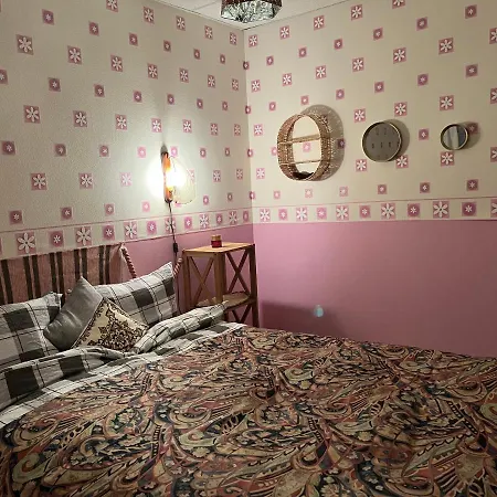 Cosy Appartment. Puessi Town
